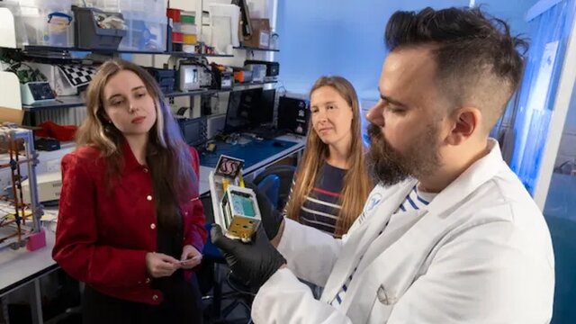 لباس فضانوردان آینده از جنس «باکتری» خواهد بود!